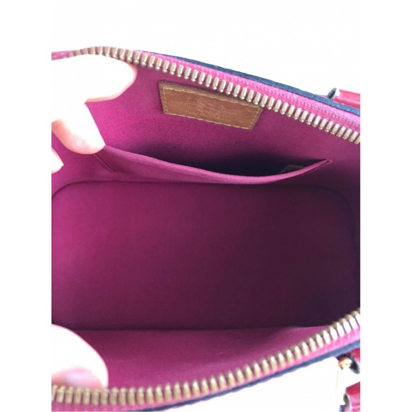 Louis Vuitton Alma BB Patent leather mini bag - Picture 13 of 16